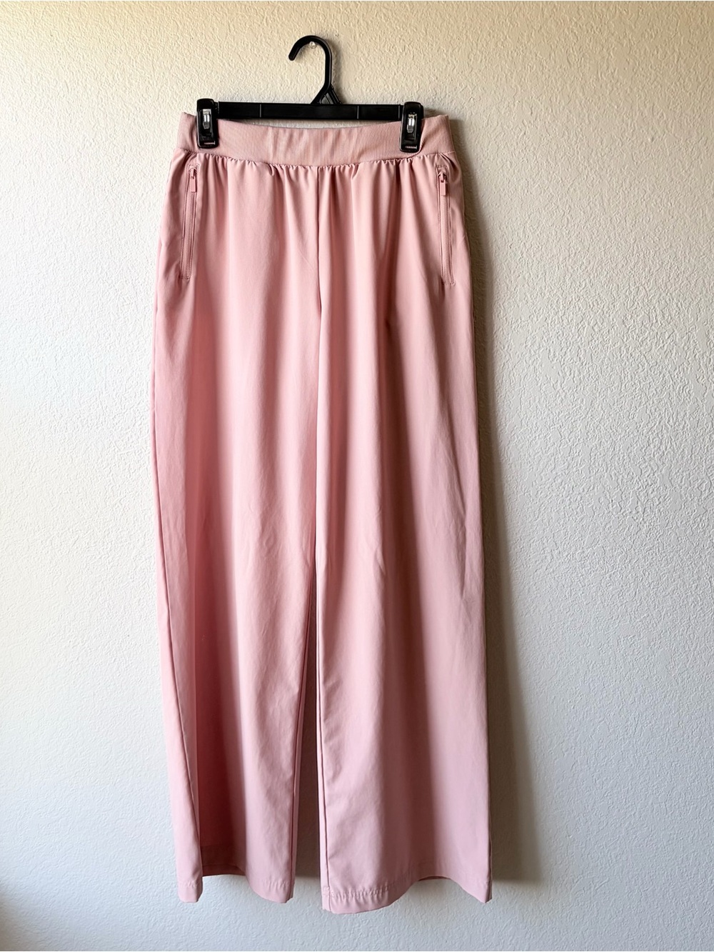 Rae Mode womans wide Leg Pull-On Pants in Light Pink size L Swishy wind pant